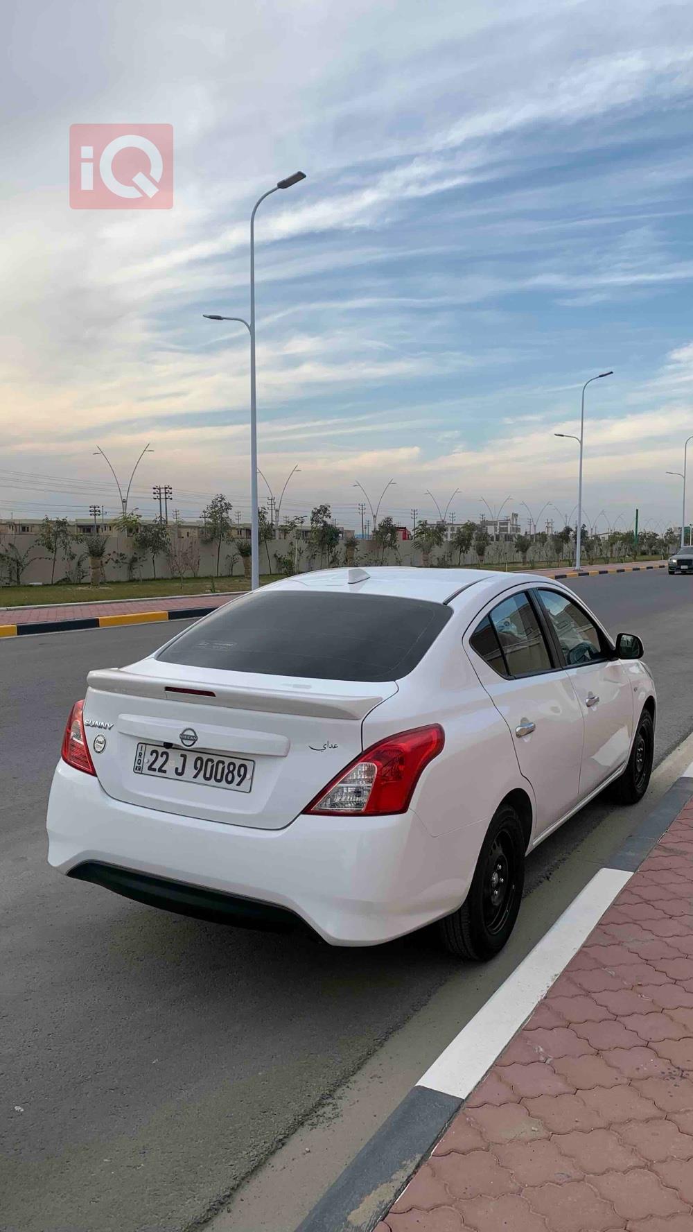 نيسان صني